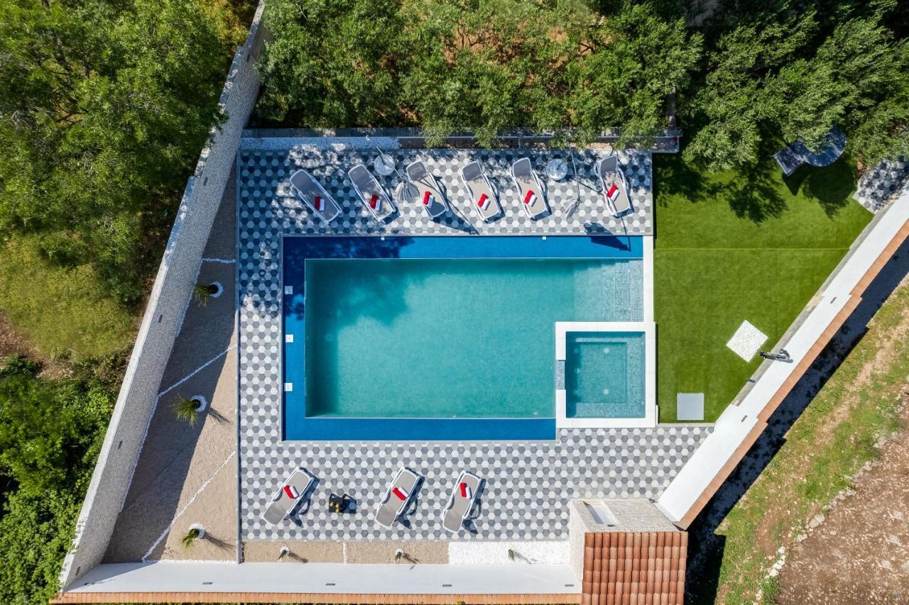 Apartman David S Bazenom Podusje Exterior foto