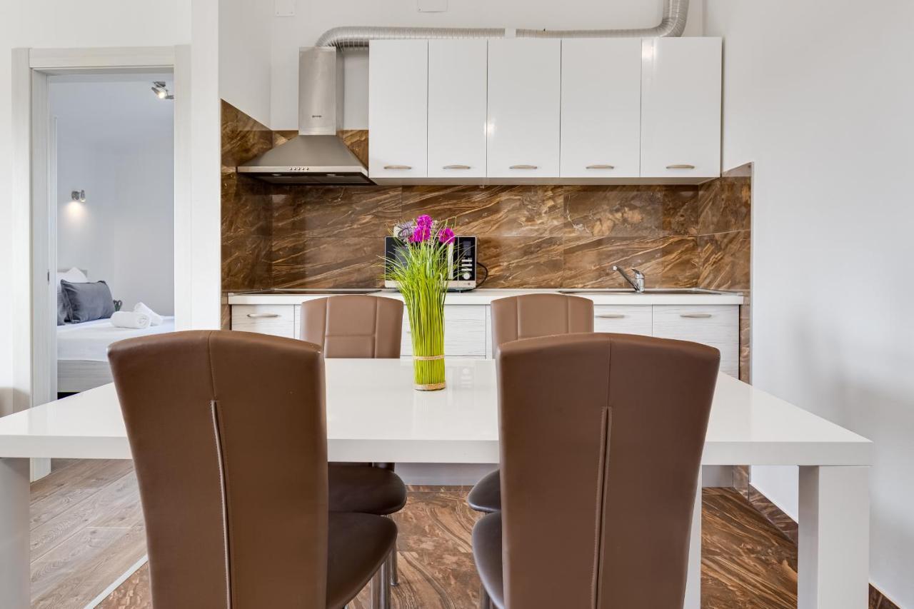 Apartman David S Bazenom Podusje Exterior foto